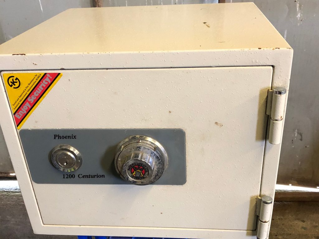 locked out of safe, lost safe keys